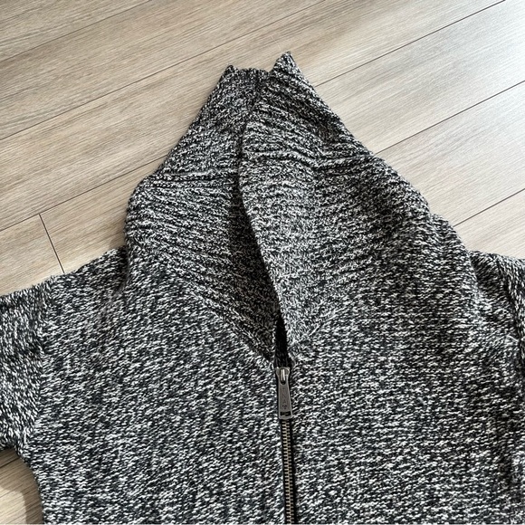 ARITZIA TNA TELLURIDE WOOL SWEATER, SHAWL COLLAR, Full Zipper, Size Small - Picture 11 of 14